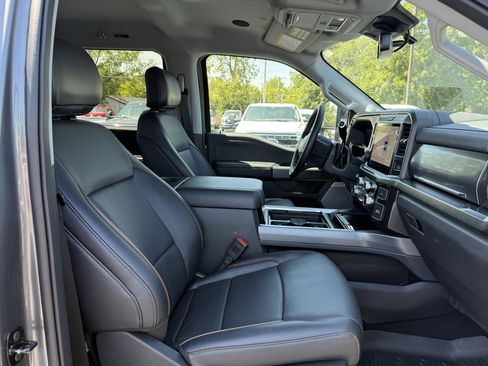 New 2025 Ford F250 Lariat w/ Lariat Ultimate Package image 15