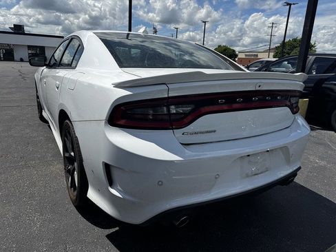 Used 2021 Dodge Charger GT RWD image 4