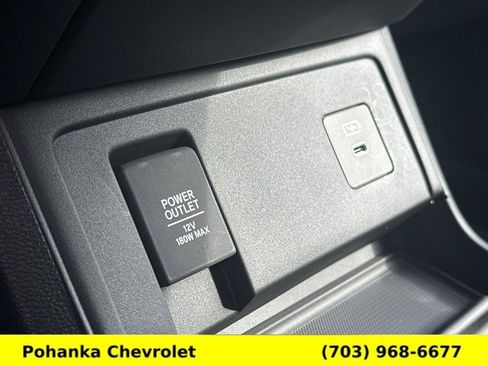 Used 2025 Acura RDX SH-AWD image 18