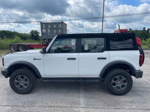 Used 2023 Ford Bronco 4-Door image 8