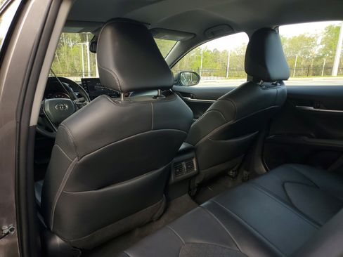 Used 2024 Toyota Camry XSE image 8