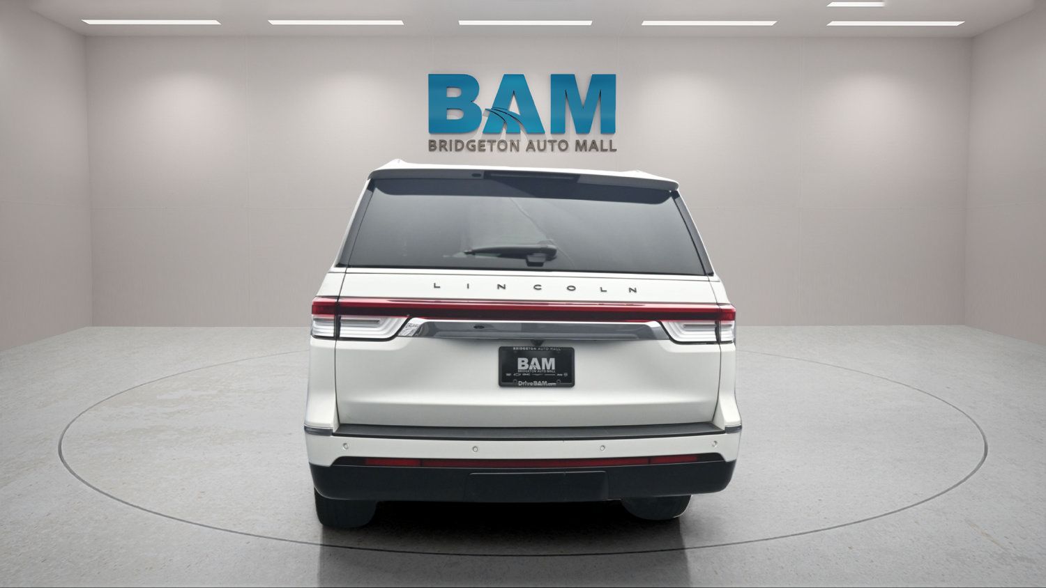 Used 2022 Lincoln Navigator Black Label AWD/4WD image 5