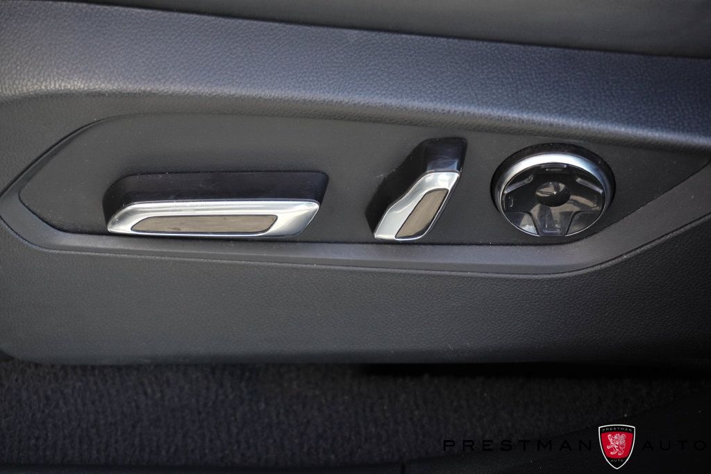 Used 2020 Acura RDX w/ Technology Package FWD image 18