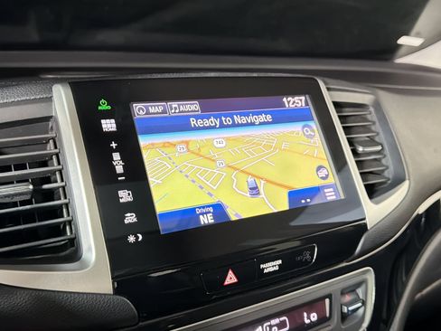 Used 2016 Honda Pilot Elite image 24