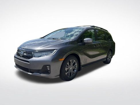 New 2026 Honda Odyssey Touring image 7