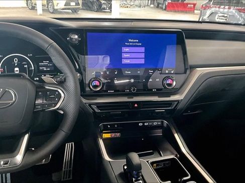 New 2026 Lexus TX 500h AWD image 7