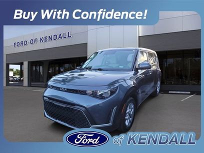 Used 2023 Kia Soul LX w/ LX Technology Package