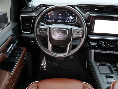 Used 2025 GMC Sierra 3500 Denali Ultimate image 24