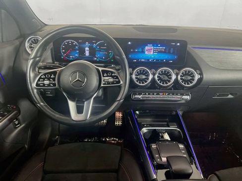 Used 2023 Mercedes-Benz GLA 250 4MATIC w/ AMG Line Exterior image 19