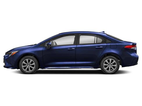 Used 2024 Toyota Corolla LE FWD image 3