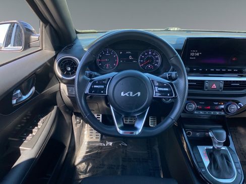 Used 2024 Kia Forte GT-Line image 12