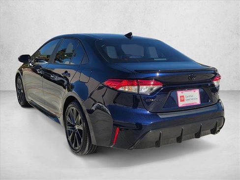 Certified 2025 Toyota Corolla SE image 8