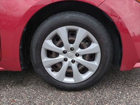 Certified 2021 Toyota Corolla LE image 11