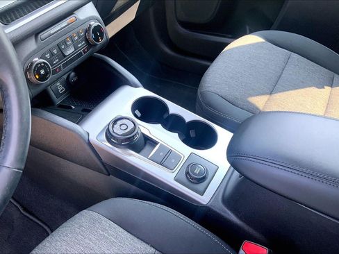 Used 2024 Ford Bronco Sport Big Bend w/ Convenience Package AWD/4WD image 18