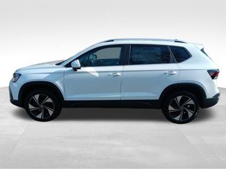 New 2025 Volkswagen Taos SE video 2