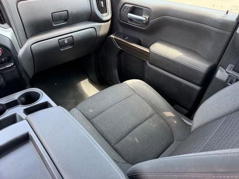 Used 2021 Chevrolet Silverado 1500 LT image 14