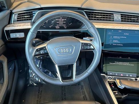 Certified 2024 Audi Q8 e-tron Premium AWD/4WD image 20
