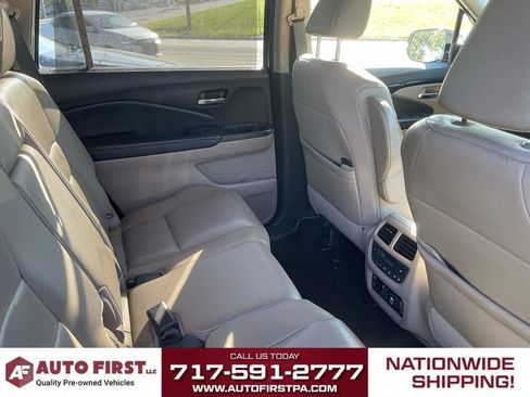 Used 2019 Honda Pilot Touring image 17