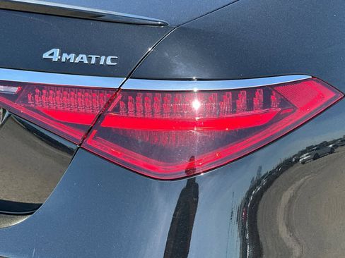 Used 2024 Mercedes-Benz S 580 4MATIC Sedan image 31