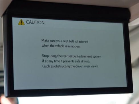 Certified 2022 Toyota Sienna XLE w/ XLE Plus Package image 50