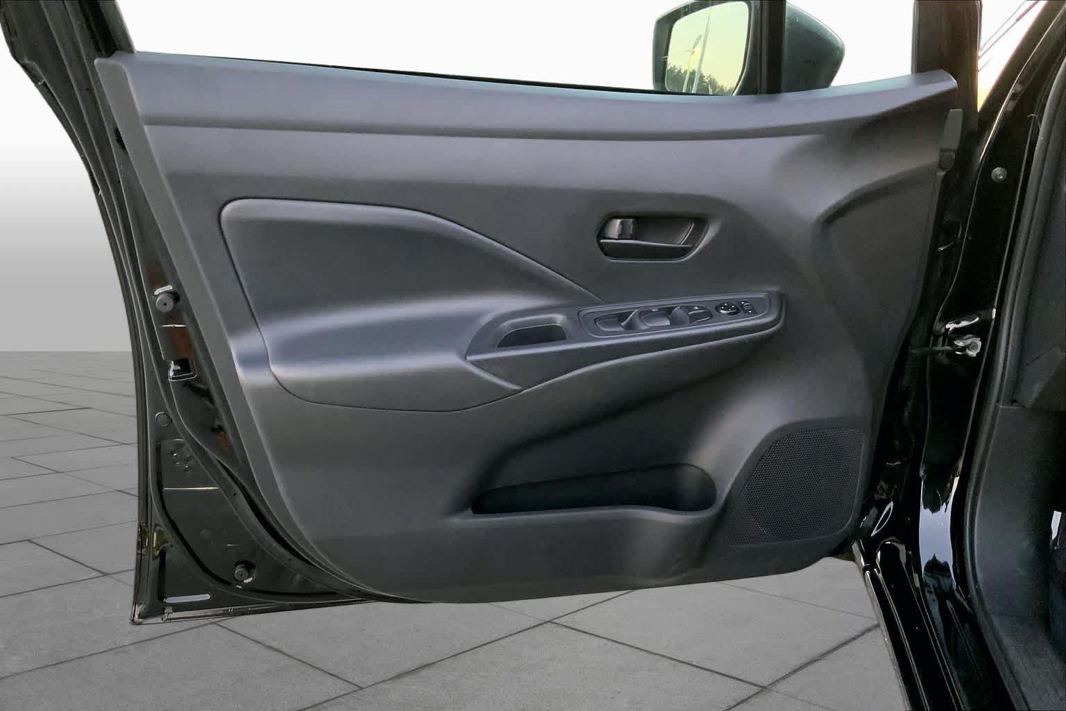 Used 2023 Nissan Versa S w/ Trunk Package FWD image 19