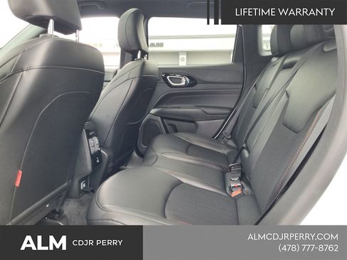 New 2026 Jeep Compass Trailhawk w/ Sun, Sound & Navigation Group AWD/4WD image 7