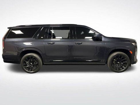Used 2023 Cadillac Escalade ESV Sport Platinum w/ LPO, ONYX Package AWD/4WD image 38