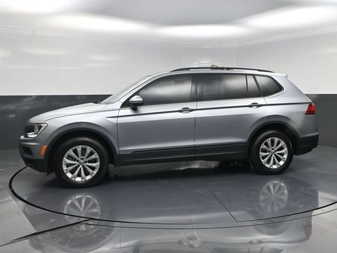 Used 2020 Volkswagen Tiguan S FWD image 3