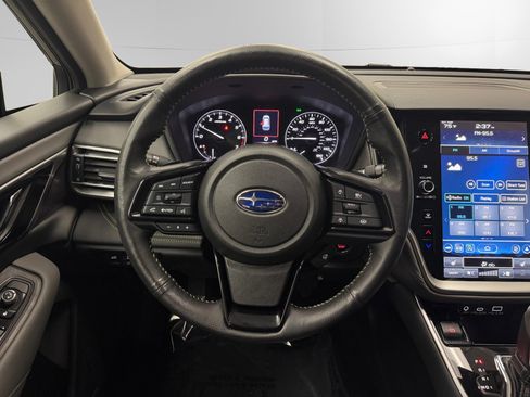 Certified 2025 Subaru Outback Onyx Edition AWD/4WD image 12