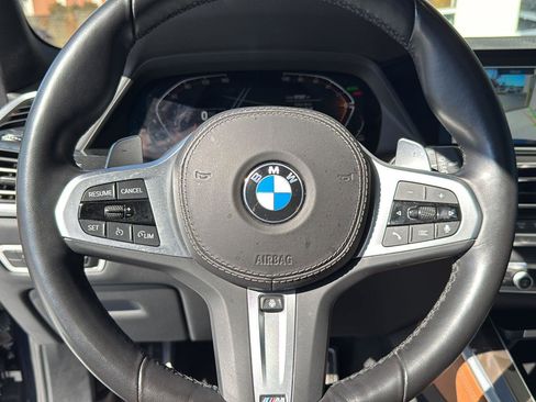 Used 2022 BMW X5 xDrive40i w/ M Sport Package image 16