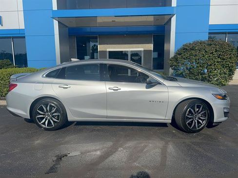 Used 2021 Chevrolet Malibu RS FWD image 8