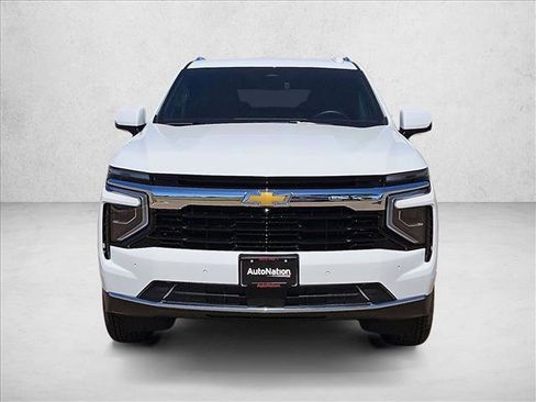 New 2026 Chevrolet Suburban LS AWD/4WD image 6