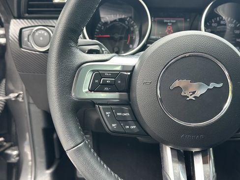 Used 2020 Ford Mustang Coupe RWD image 26