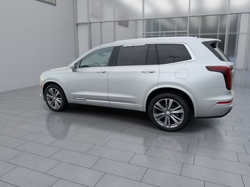 Used 2020 Cadillac XT6 Premium Luxury AWD/4WD image 6
