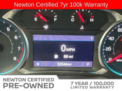 Used 2023 Chevrolet Traverse LT FWD image 16