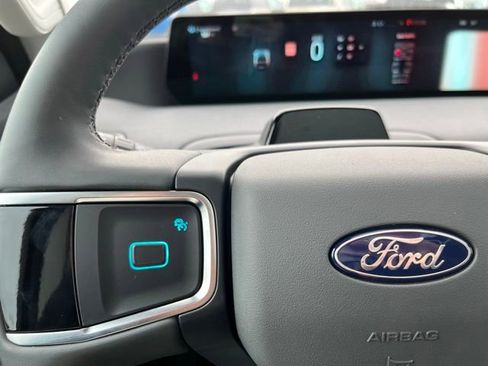 New 2025 Ford Expedition Max Active image 26