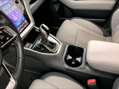 Used 2021 Subaru Outback Premium image 17