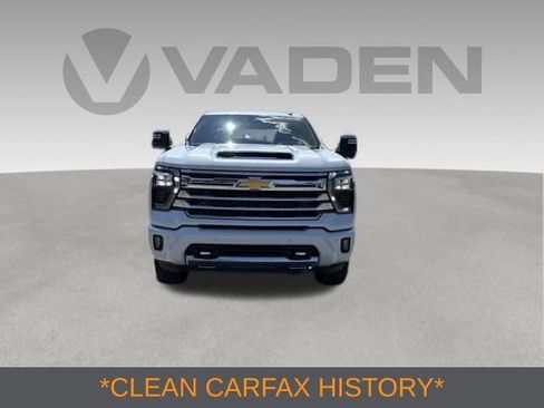 Used 2026 Chevrolet Silverado 2500 High Country w/ Technology Package AWD/4WD image 3
