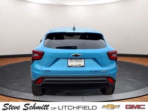 New 2026 Chevrolet Trax RS w/ Driver Confidence Package FWD image 18