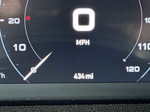 Used 2024 RAM ProMaster 3500 w/ Premium Convenience Group image 10