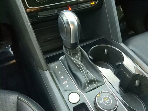 Certified 2022 Volkswagen Atlas SEL image 30