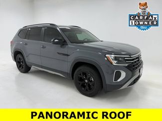 Used 2024 Volkswagen Atlas Peak Edition SE AWD/4WD video 1