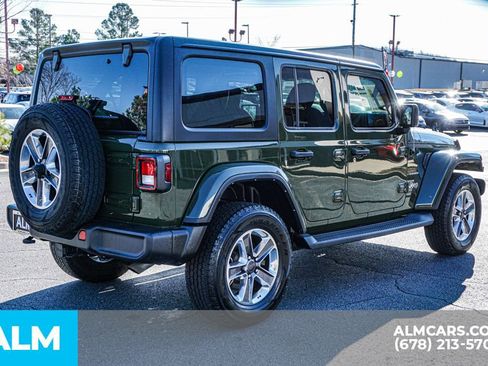 Used 2022 Jeep Wrangler Unlimited Sahara w/ Dual Top Group image 6