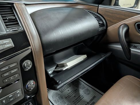 Used 2020 Nissan Armada Platinum image 23