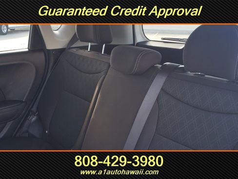 Used 2015 Kia Soul FWD image 13