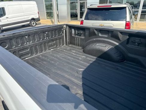 Used 2022 Ford F250 XLT w/ XLT Premium Package AWD/4WD image 12