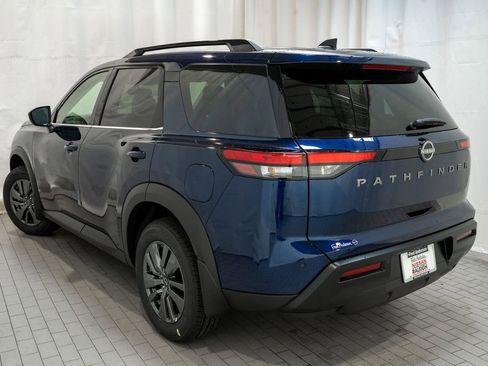 New 2026 Nissan Pathfinder SV image 4