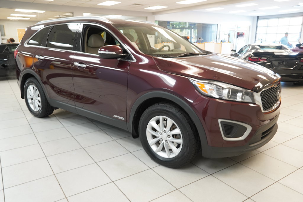 Used 2018 Kia Sorento LX AWD/4WD image 14