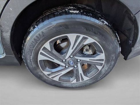 Used 2024 Subaru Crosstrek 2.0i Premium image 9