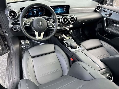 Used 2020 Mercedes-Benz CLA 250 4MATIC image 2